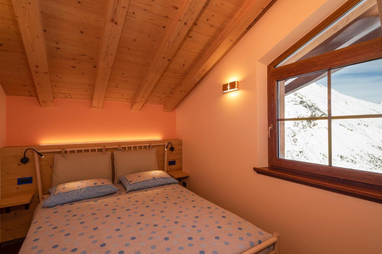 Pianeta Oro Avamposto Meteo Livigno Exterior foto