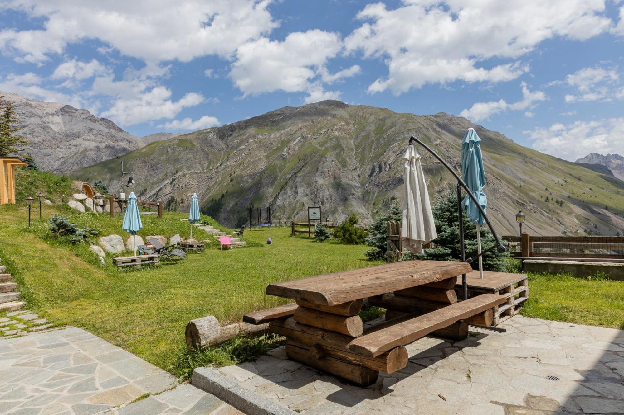 Pianeta Oro Avamposto Meteo Livigno Exterior foto